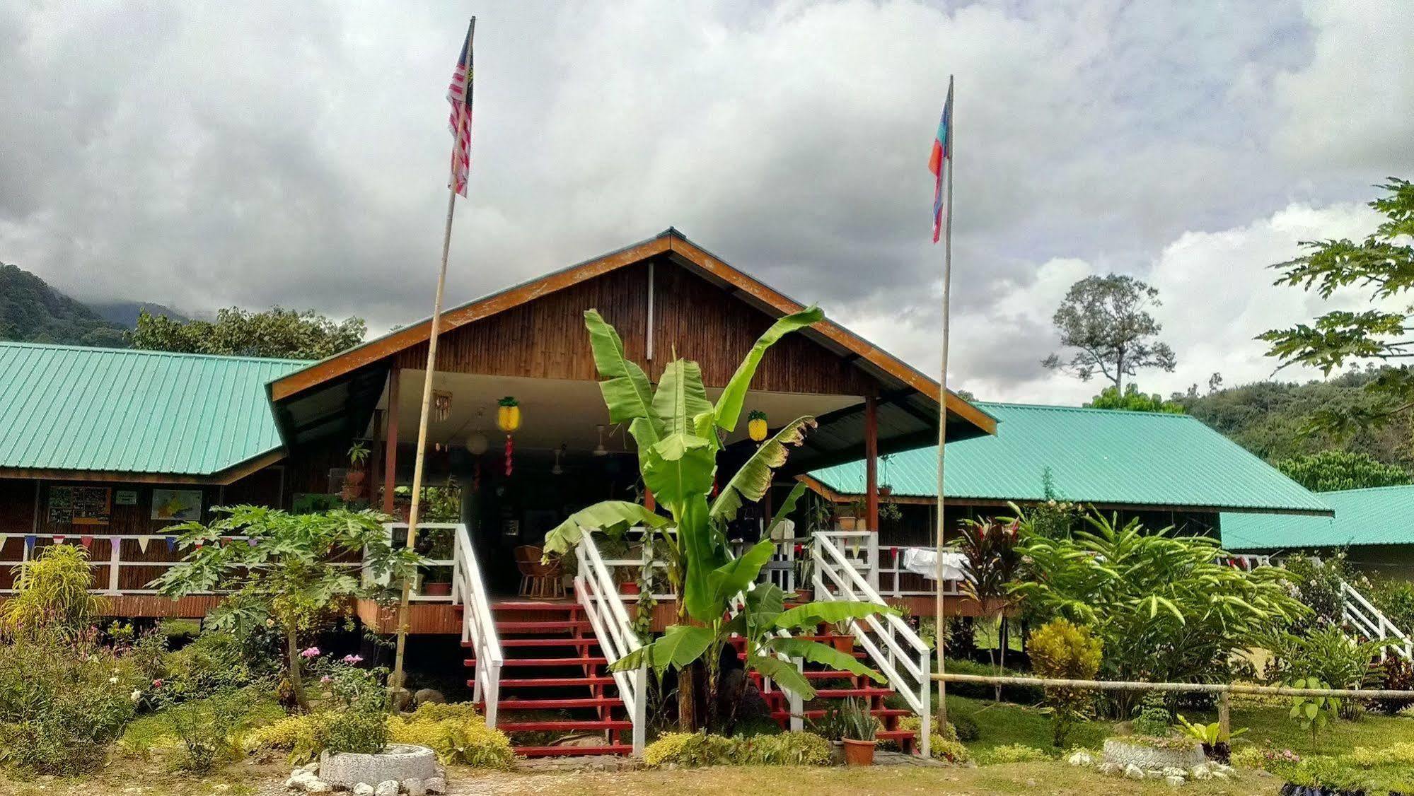 Kinabalu Poring Vacation Lodge Kampung Poring Екстер'єр фото