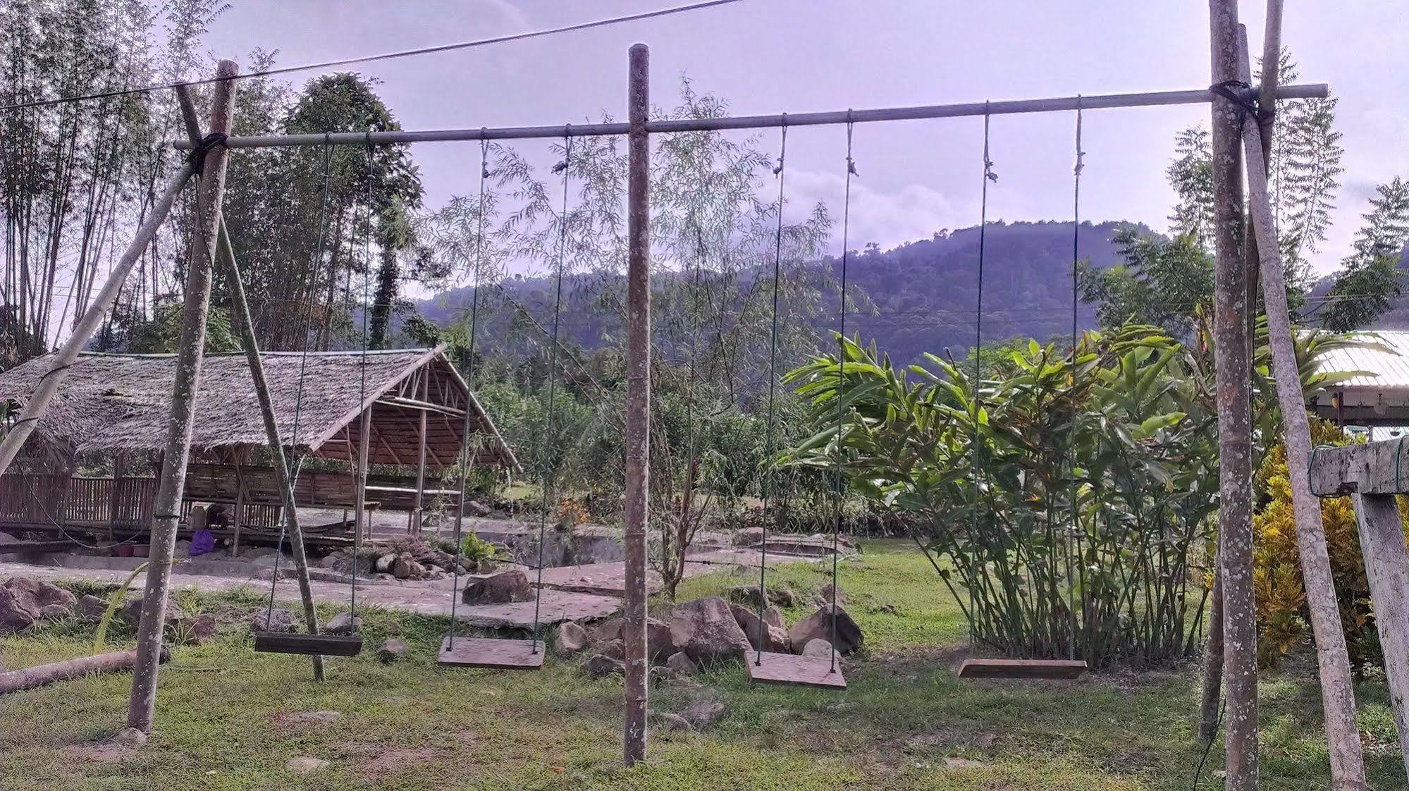 Kinabalu Poring Vacation Lodge Kampung Poring Екстер'єр фото